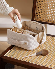 Travel Makeup Bag,Large Capacity Cosmetic Bags for Women,Waterproof Portable Pouch Open Flat Toiletry Bag Make up Organizer with Divider and Handle